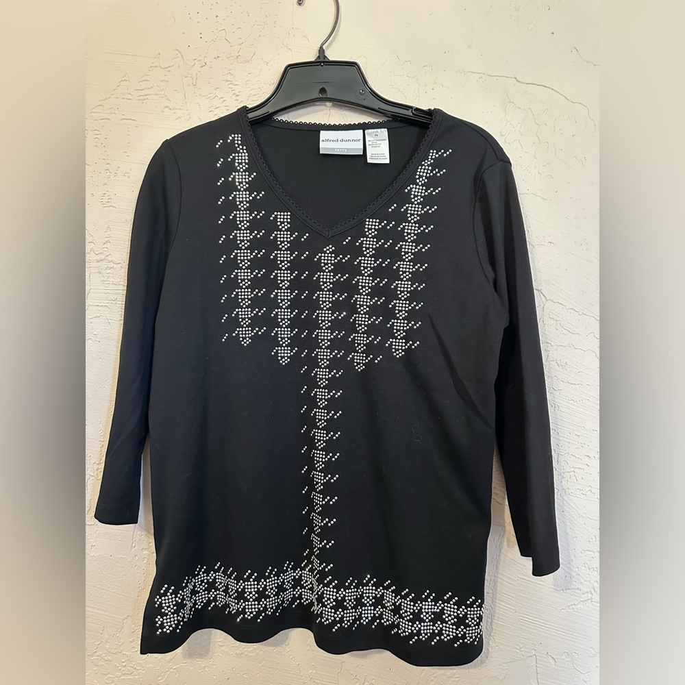 🎈2/$15🎈Bedazzled Petite Small Blouse